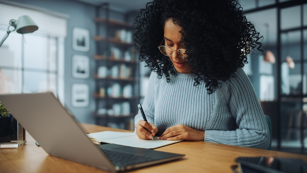 AdobeStock_428958405-BA-Media-laptop-home-1200 AdobeStock_428958405-BA-Media-laptop-home-1200